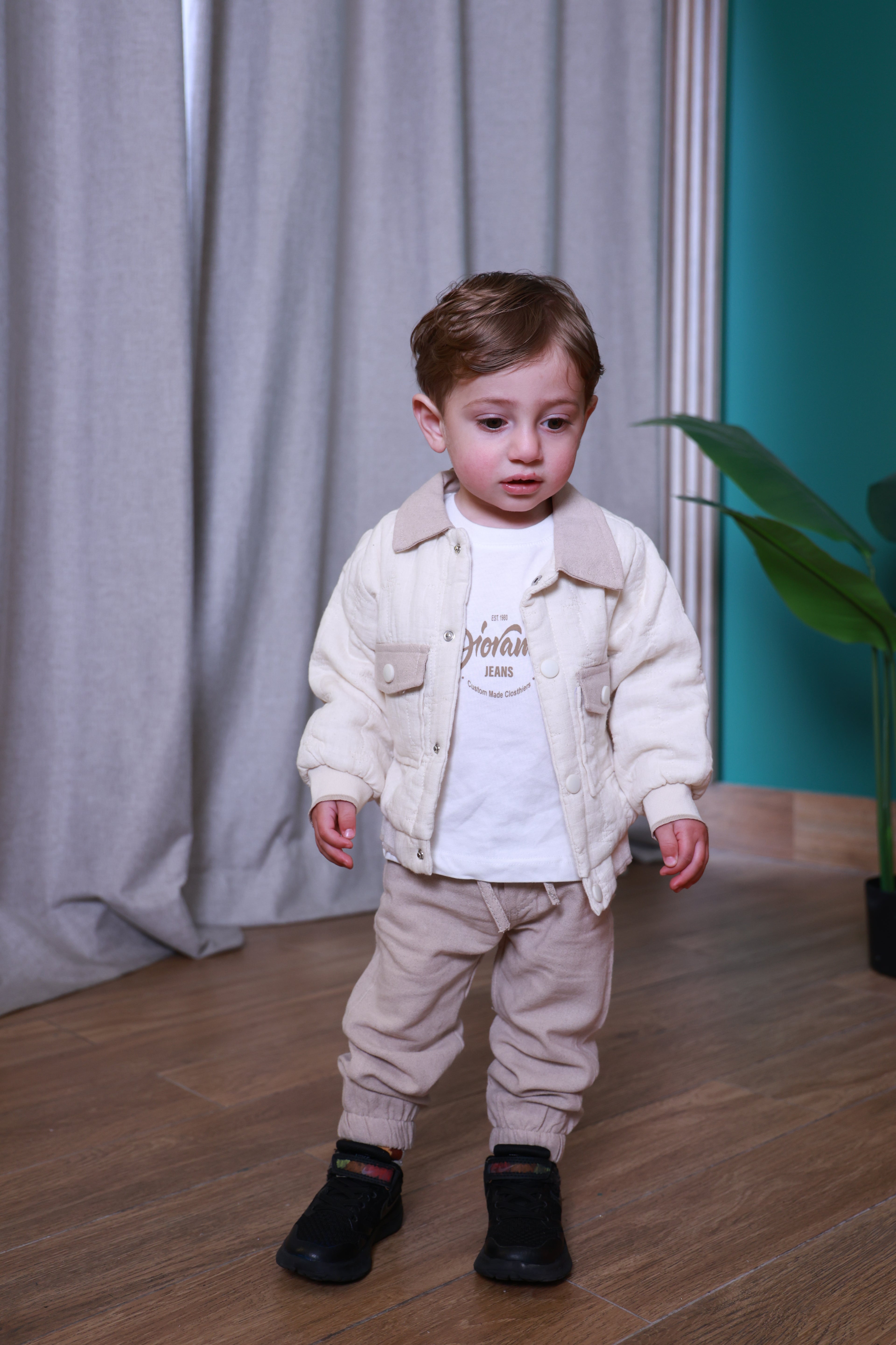 Cozy Neutral Set – Beige Jacket & Soft Jogger Pants